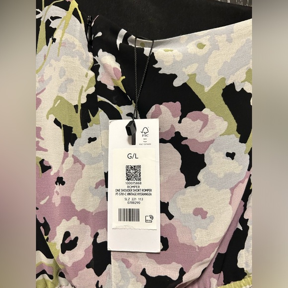 One-shoulder floral romper - Picture 3 of 5